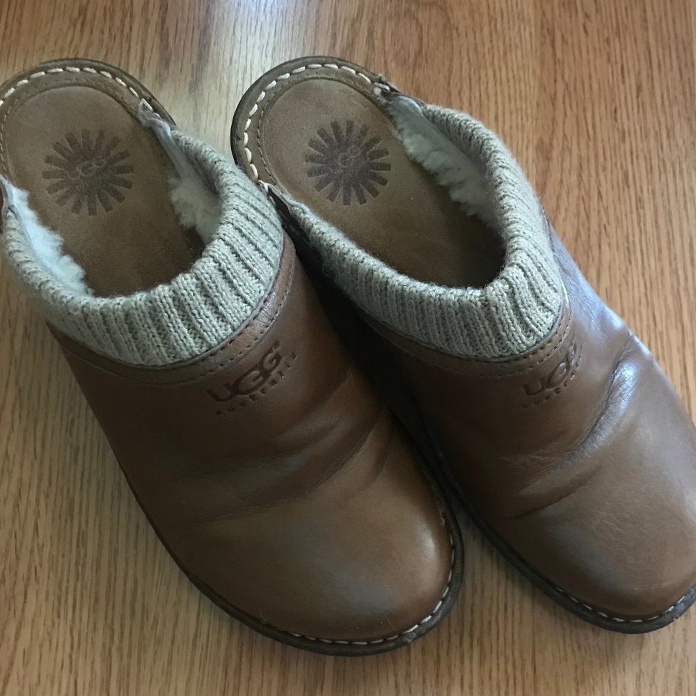 UGG Size 9 Lined Clogs